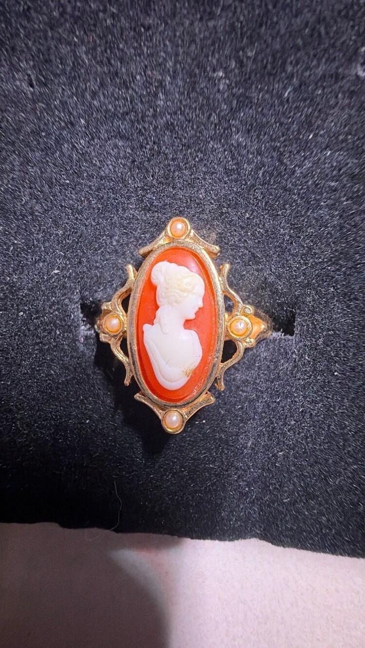 Avon Gold-toned Cameo Ring